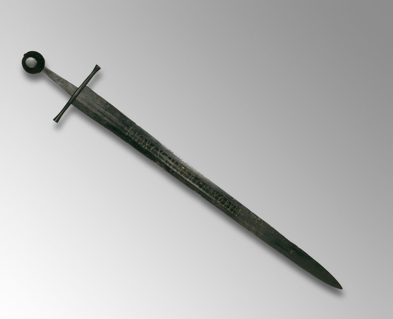Illustration for article titled Can You Help Decode The Unknown Language On This 750-Year-Old Sword?
